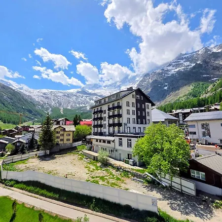 Mag Du Glacier - Brand New & For 6 Pax Apartamento